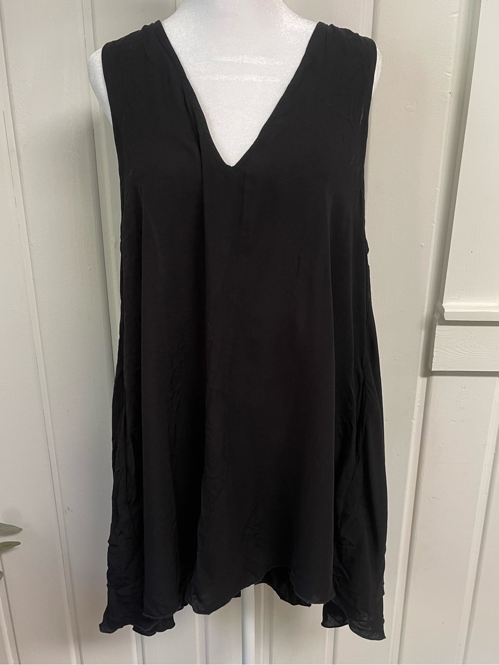 Free People Vintage Black Rayon V-Neck Boho Tunic Top Small Made in USA